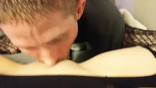 Alex Addy'nin amını yiyor