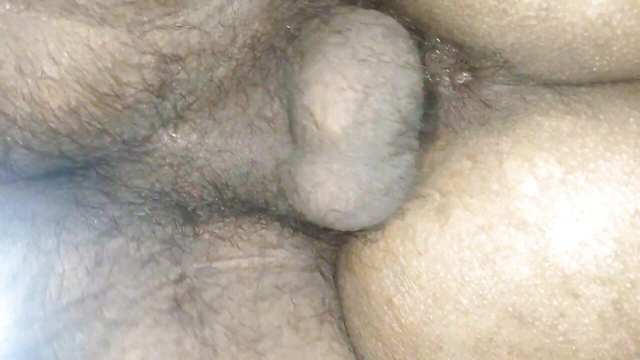 Devar ne bhabhi ko kamre me le ja kar choda