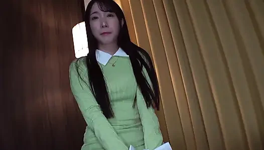 Zarif evli kadın. Tek bir bakış ve tamamen dönüyor