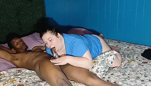 Döl yiyen o yarağa şaplak atıyor gırtlağına kadar alıyor kraliçe lynn