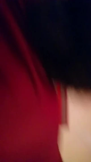 Sri lankalı kız arkadan alır