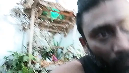 Üvey oğlum için seksi bir elbise giyiyorum