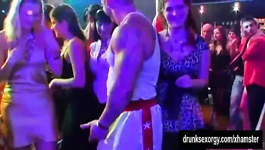 erotik dans kötü kızlar