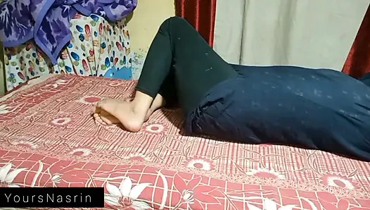 18+ sevimli Hintli genç kız sikine biniyor hardcore