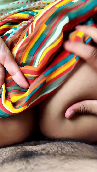 Öğrenci öğretmenine öğretiyor - Hintçe sesli ilk seks deneyimi