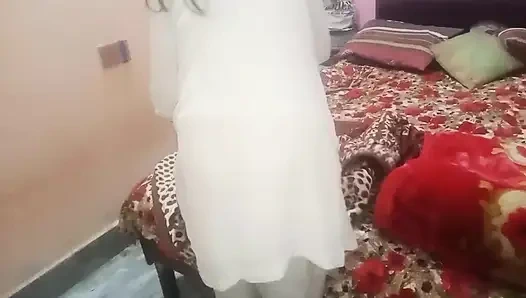 Dasi seksi kız kardeş erkek kardeşiyle çok seksi sikişiyor