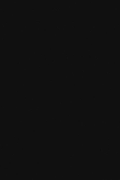 Sarışın büyük bir yarağa biniyor ve sonra boşalmak için her iki delikten sikiliyor