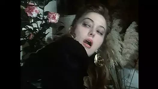 Moana pozzi: miraggi (tam film)