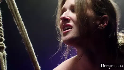 Derin. Ashley Lane anal sapıklıklarını ve ip esaretini keşfediyor