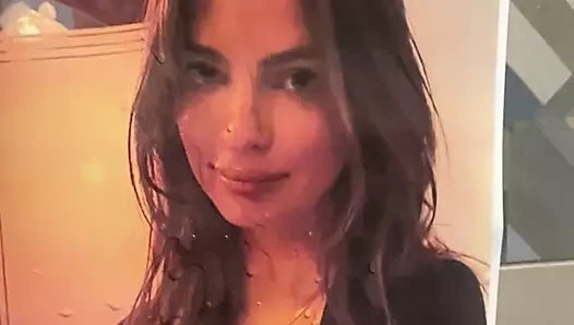 Emily ratajkowski boşalmak haraç 2