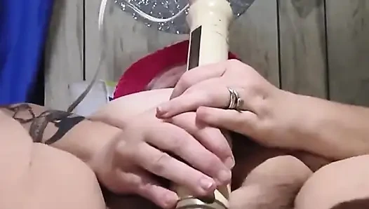 Kendini çok saçma siktiği için ödülü kazandı