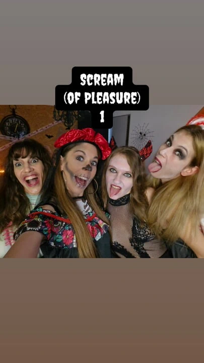 5 lezbiyen barda cadılar bayramı için grup seks yapıyor ve kostümlü seks oyuncaklarıyla oynuyor