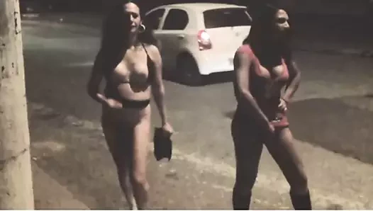 travestiler üzerinde sokak