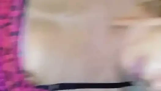 3 oyuncaklar ve bir horoz alma