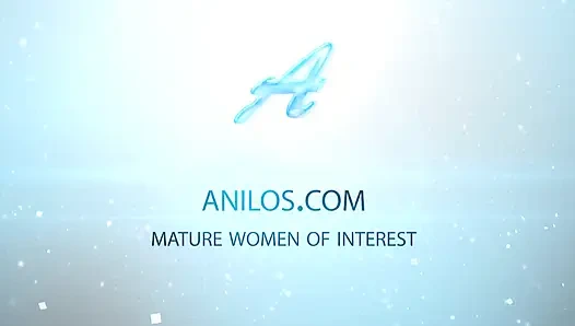 Seksi orta yaşlı seksi kadın