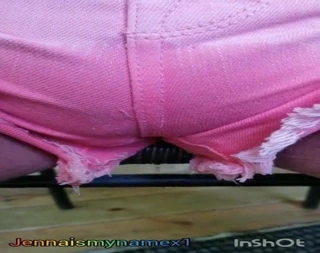 Bbw pembe kot şort ıslatma