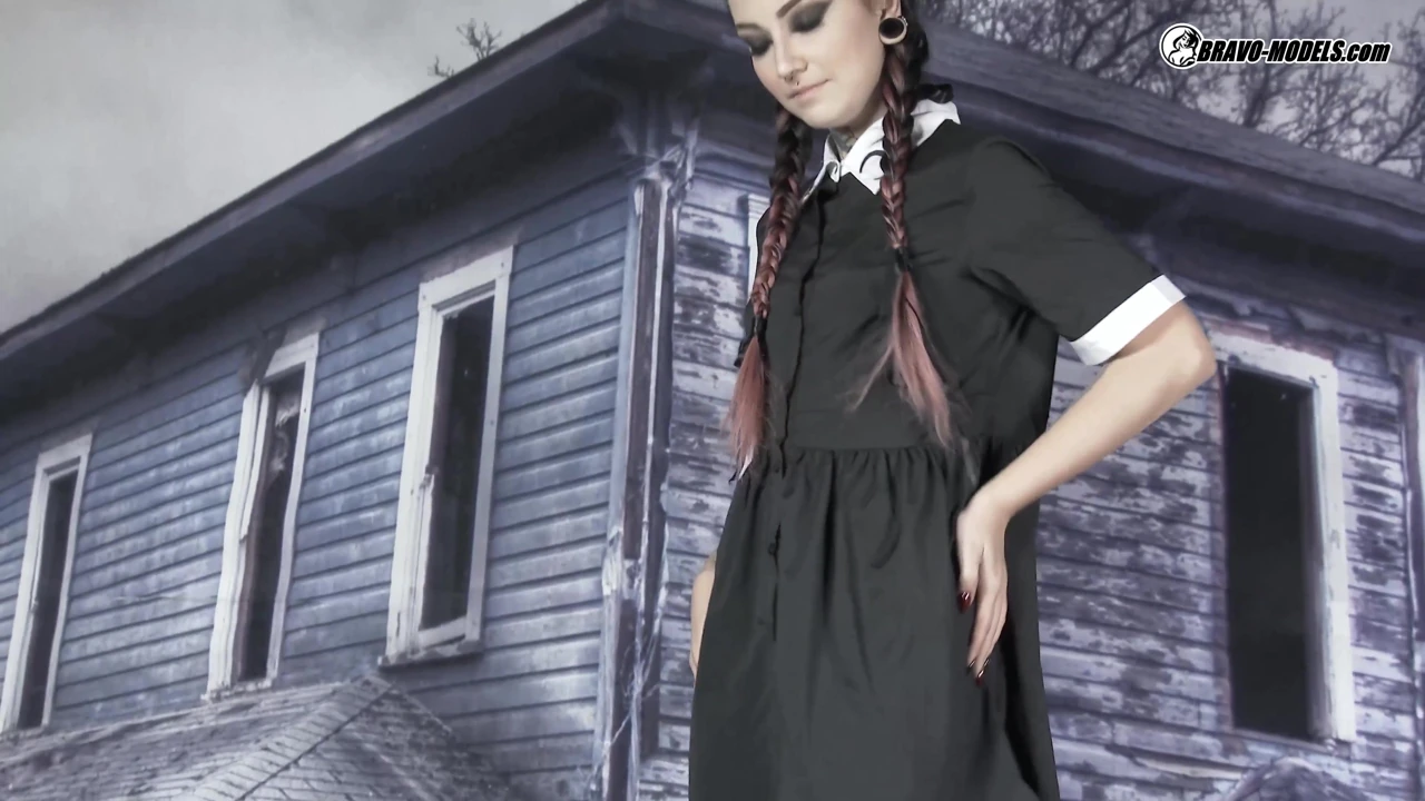 430 – Sharlotte Thorne