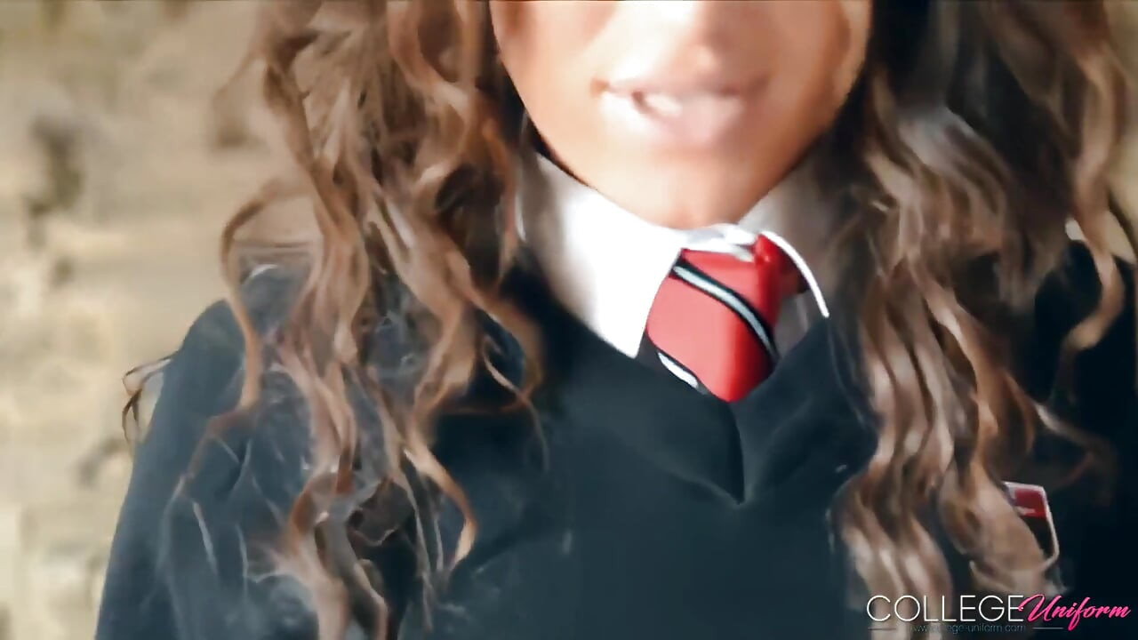 Becky Holt ile üniformalı azdırma