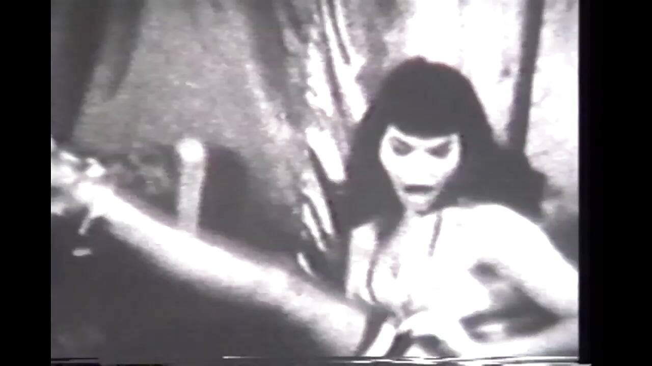Betty page uncovered - tam nostaljik film