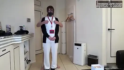 Ünlü gyaru hemşire hastanede, derin gırtlak zevki tekrarlanan doruğa ve dölleme bitirmeye yol açıyor