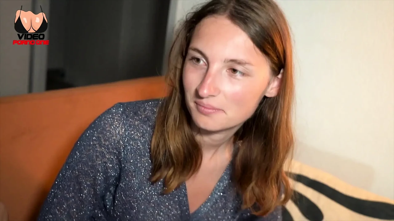 Plănuisem o seară relaxată, prietenul nostru a ajuns să ne ia cele două penisuri la duș!