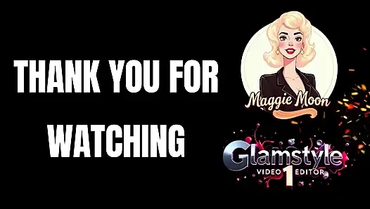 Memelerle oynuyor ve dildoda öğürüyor