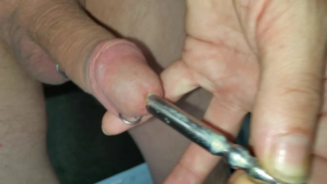 Boruyu pimmelden 10 mm çıkarın