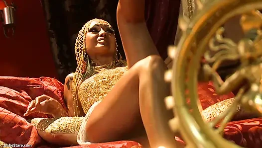 Bir sürü orgazmla biten sert ve seksi rol yapma