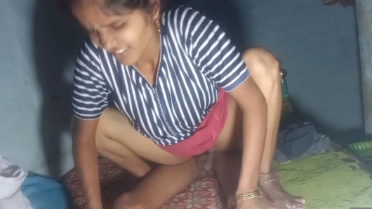 Karım tanımadan insanların tarlasında ağlıyor, sonra eve getirdi ve sikildi