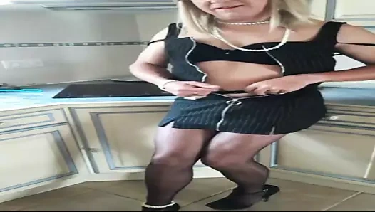 Küçük handjob önünüzde izlerken