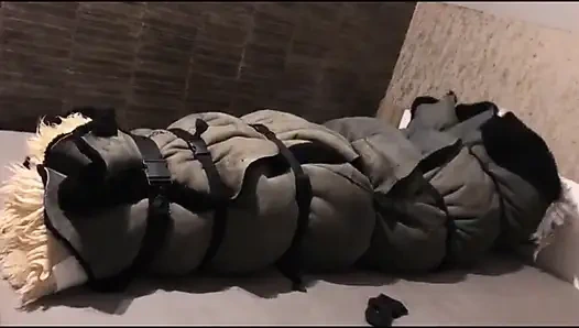 Kürk esareti fetişi