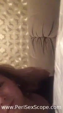 2 lezbiyen kız eğleniyor