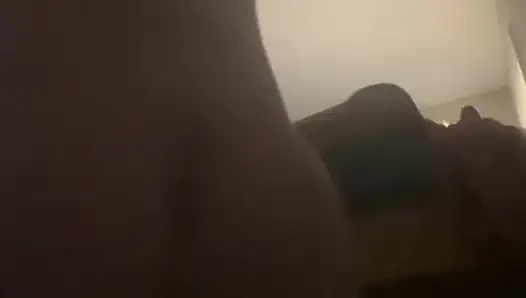 Aman tanrım! Gerçekten bir yarağa ihtiyacım var.