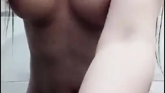 Sıcak Mastürbasyon Amira Model Arap