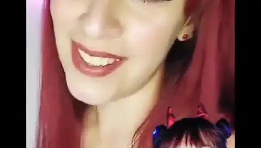 Shyyfxx bu kısa yarağı onun isteği üzerine humiled! 31 talimatı kadın egemenliği