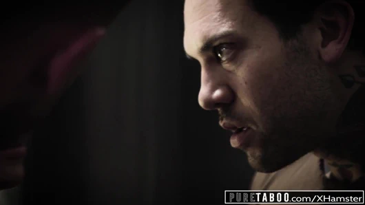 Saf tabu gia paige'in 2 üvey kardeşiyle ilk dp'si