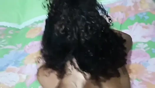 Sıska gecekondu sakini patrona veriyor