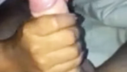 Asyalı. karısı el işi