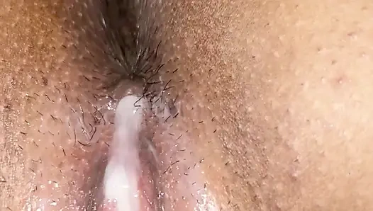 Amcığımın sütle dolu olduğunu görmeyi seviyor musun?