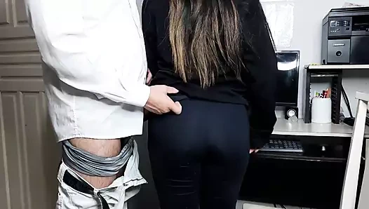 Patronum benden sakso istedi ve sonunda anüsünü verdim