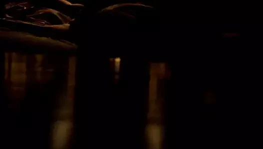 Karısı bir fahişe olmanın nasıl bir şey olduğunu merak ediyor