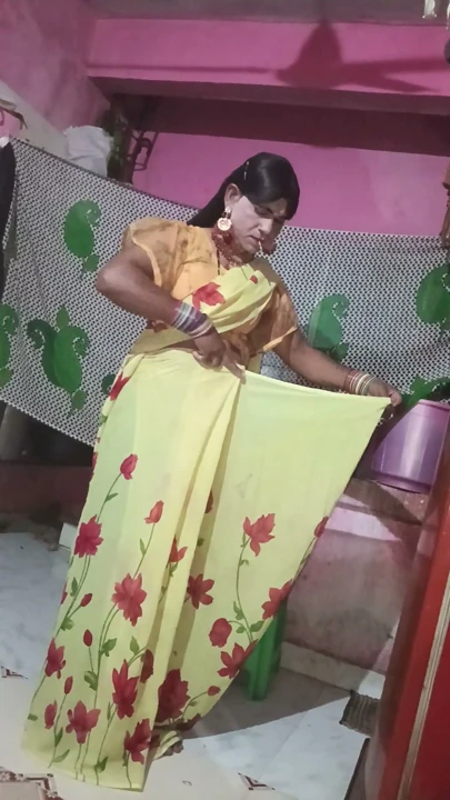 Madhuri Bhabhi | Klip 1