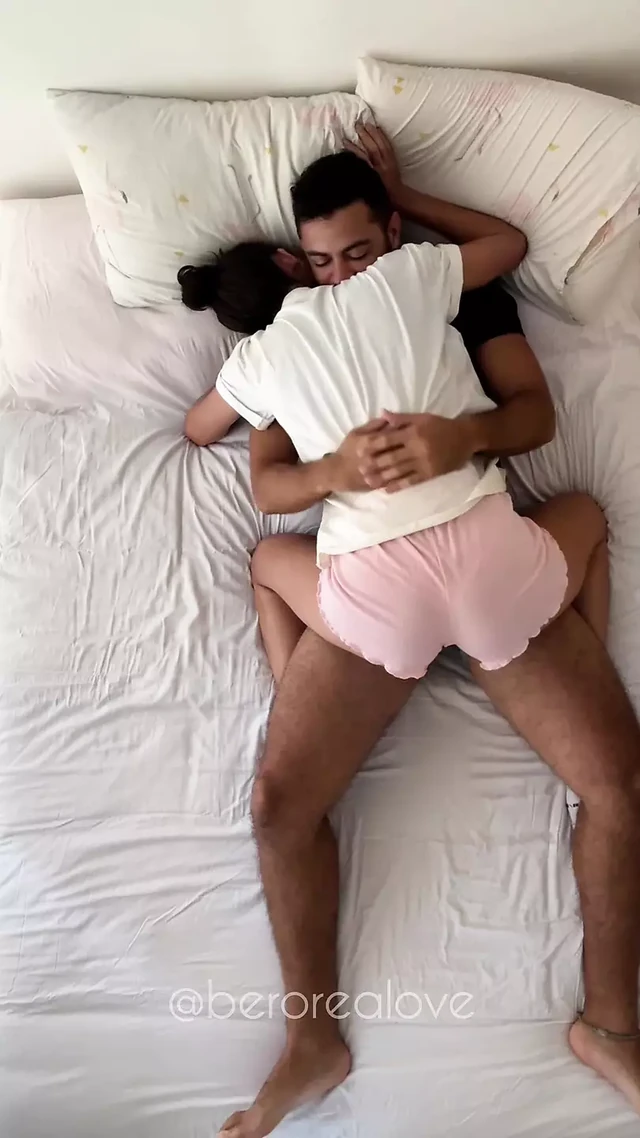 Her şeyin ıslanmış olduğunu hissediyorum