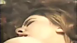 Deri büyük göğüsler