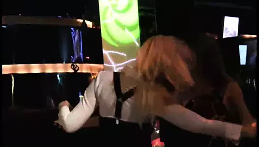 Alex melek - lezbiyen aşk