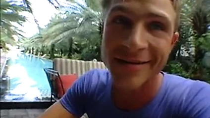 Güzel sarışın milf kahrolası oğlan