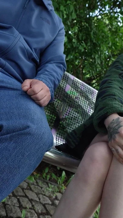 Alman izci - gerçek hayran kızıl saçlı genç ice foxy ve yaşlı adamla üçlü seks yapıyor | Klip 1