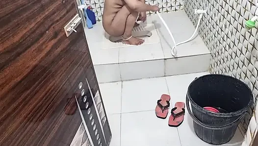 Sert amcık sikişi evli kadın sikişiyor