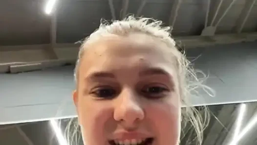 Extreme public fucking with jucielussie in the gym