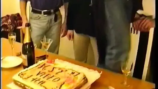 Dolly Altın Doğum Günün Kutlu Olsun